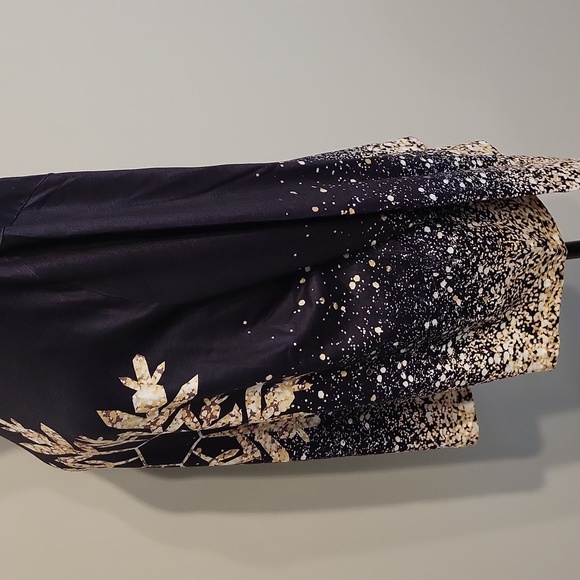 Nora Cora long sleeved Christmas tee shirt. - Picture 6 of 8